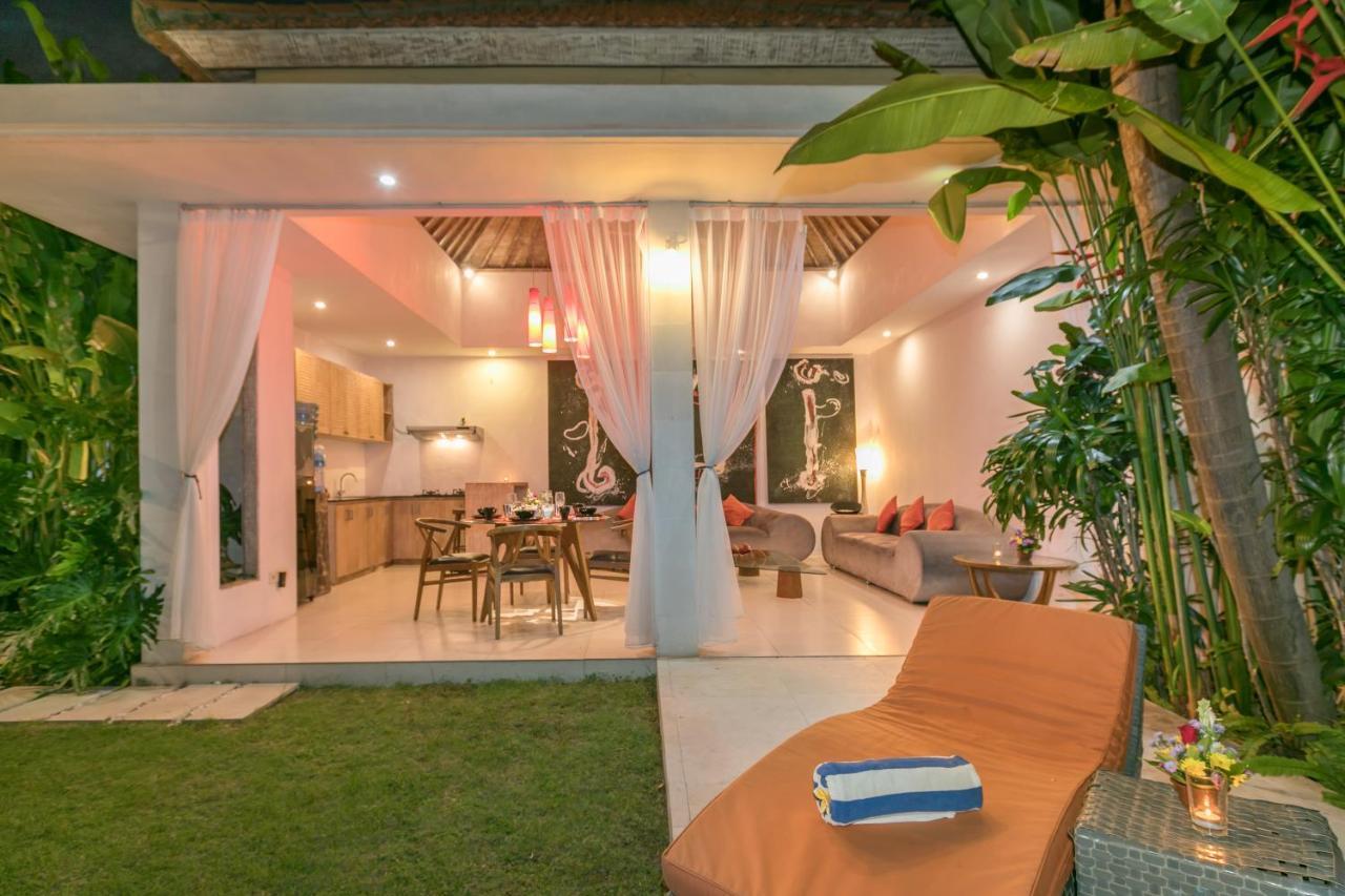Villa Briana Seminyak By Villas R Us Ngoại thất bức ảnh