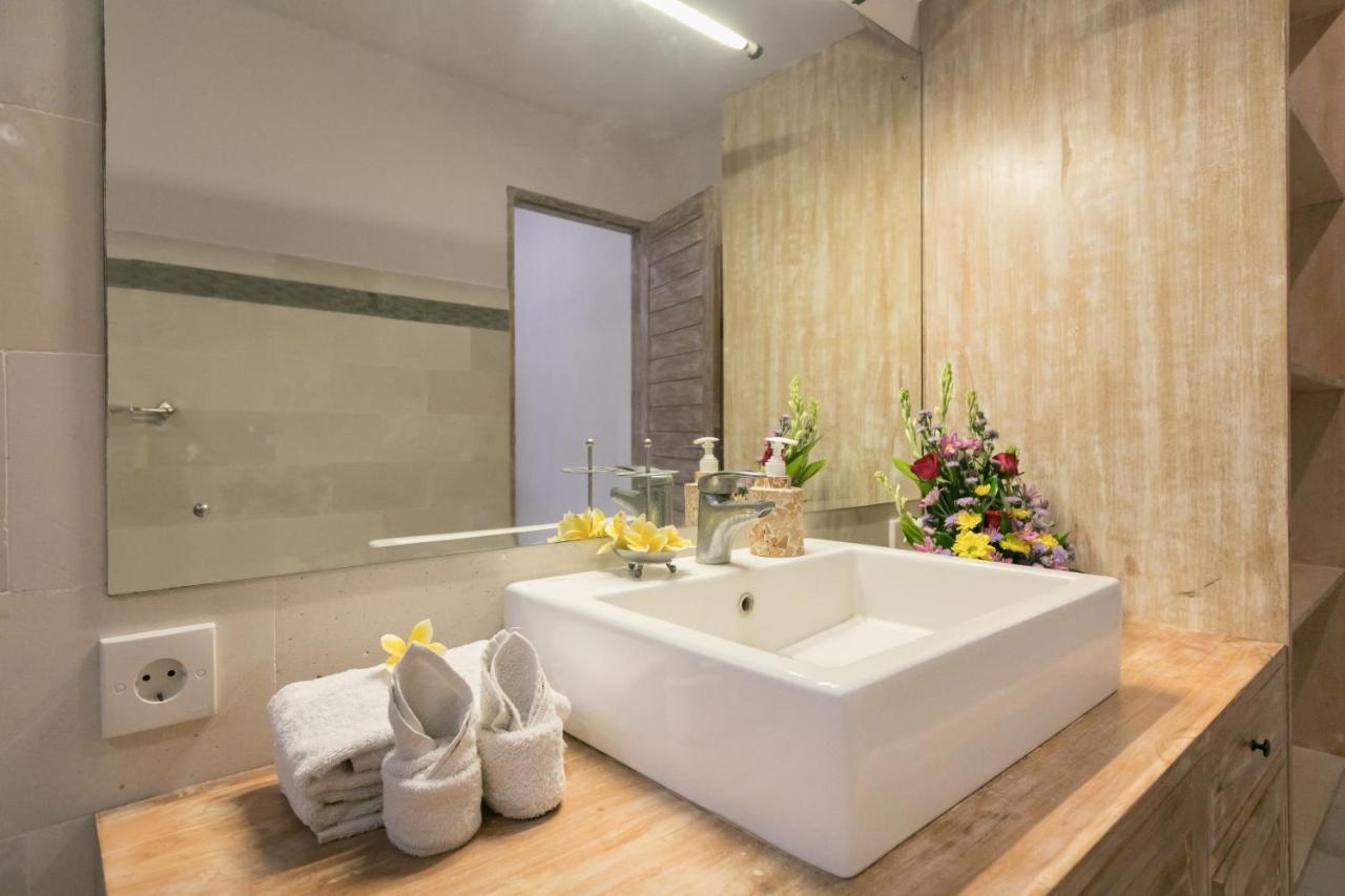 Villa Briana Seminyak By Villas R Us Ngoại thất bức ảnh