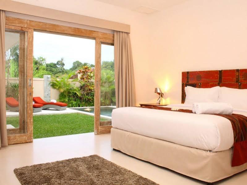 Villa Briana Seminyak By Villas R Us Ngoại thất bức ảnh