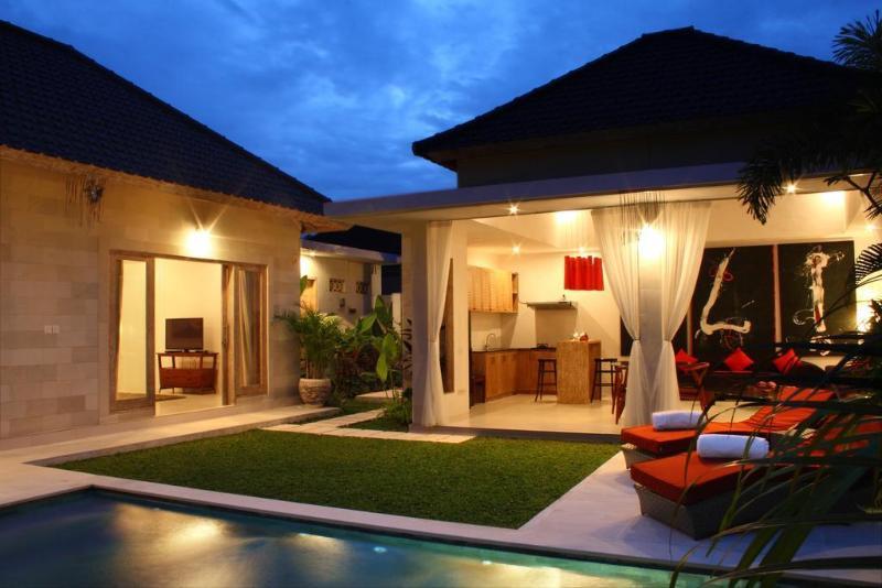 Villa Briana Seminyak By Villas R Us Ngoại thất bức ảnh