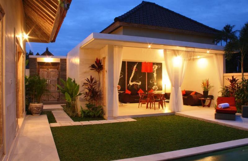 Villa Briana Seminyak By Villas R Us Ngoại thất bức ảnh