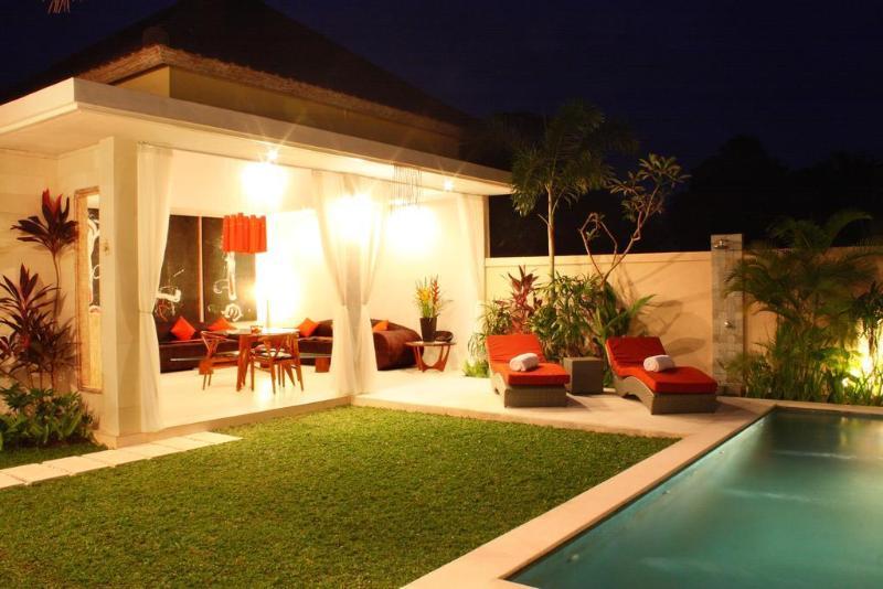 Villa Briana Seminyak By Villas R Us Ngoại thất bức ảnh